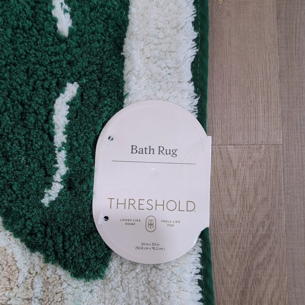 Green and White Tree Pattern Rug